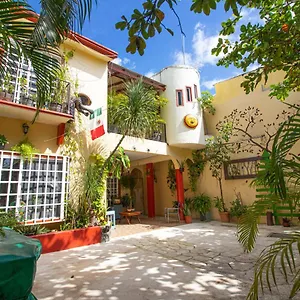 Maison d'hôtes La Casa Del Almendro, Playa del Carmen