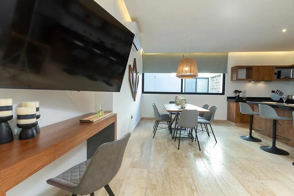 Great Location & Amazing Amenities Apartment Playa del Carmen
