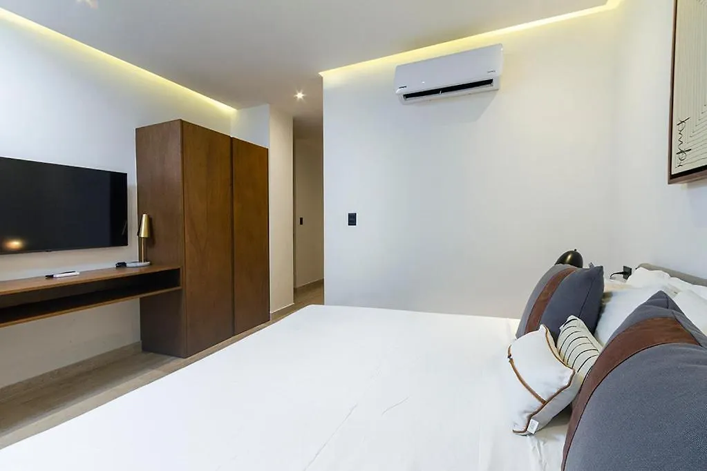 Great Location & Amazing Amenities Apartment Playa del Carmen Mexico