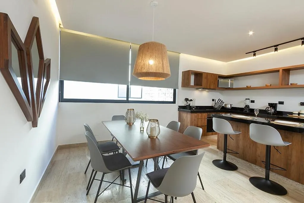 Great Location & Amazing Amenities Apartment Playa del Carmen Mexico