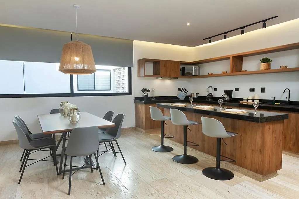 Great Location & Amazing Amenities Apartment Playa del Carmen