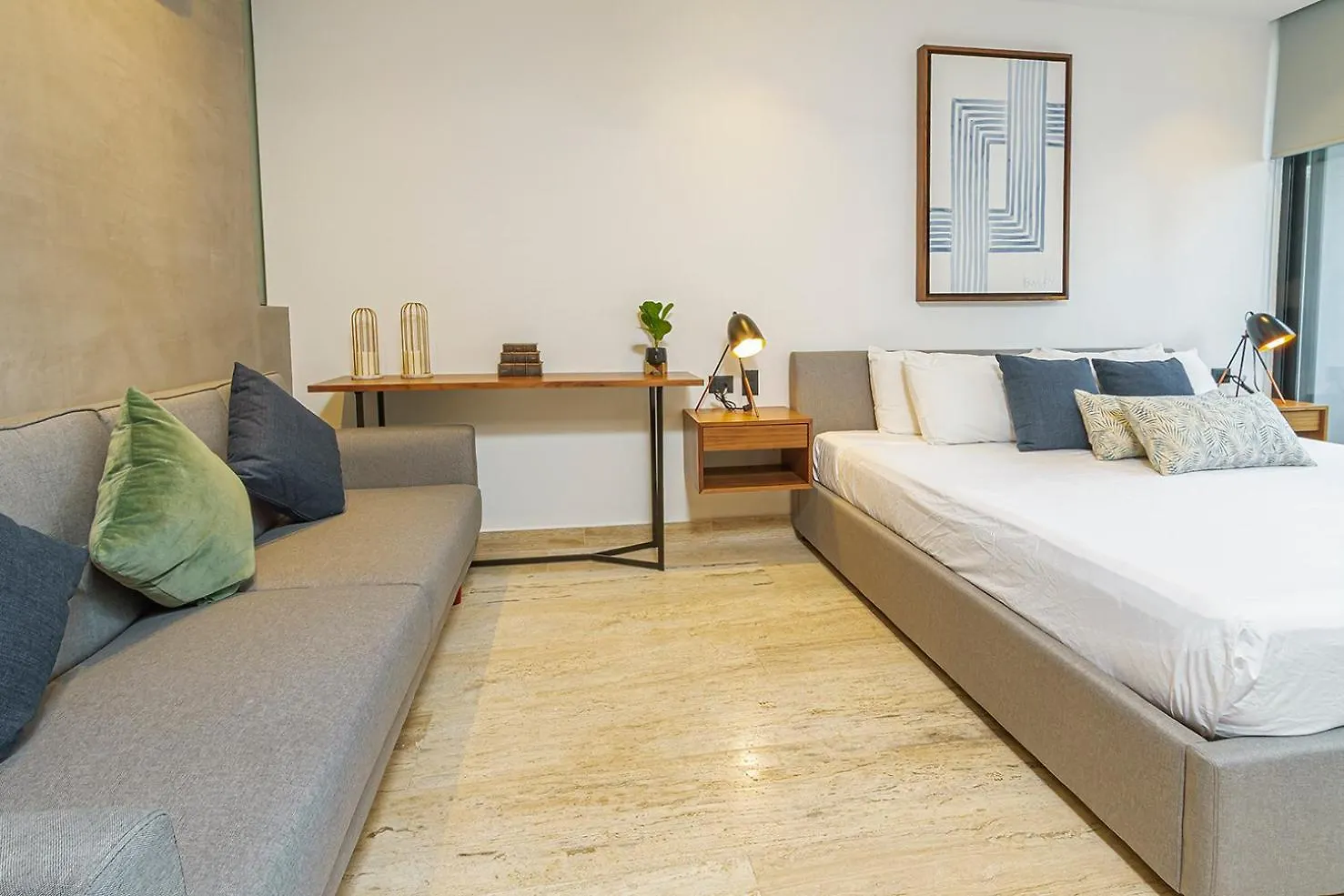 Great Location & Amazing Amenities Apartment Playa del Carmen Mexico