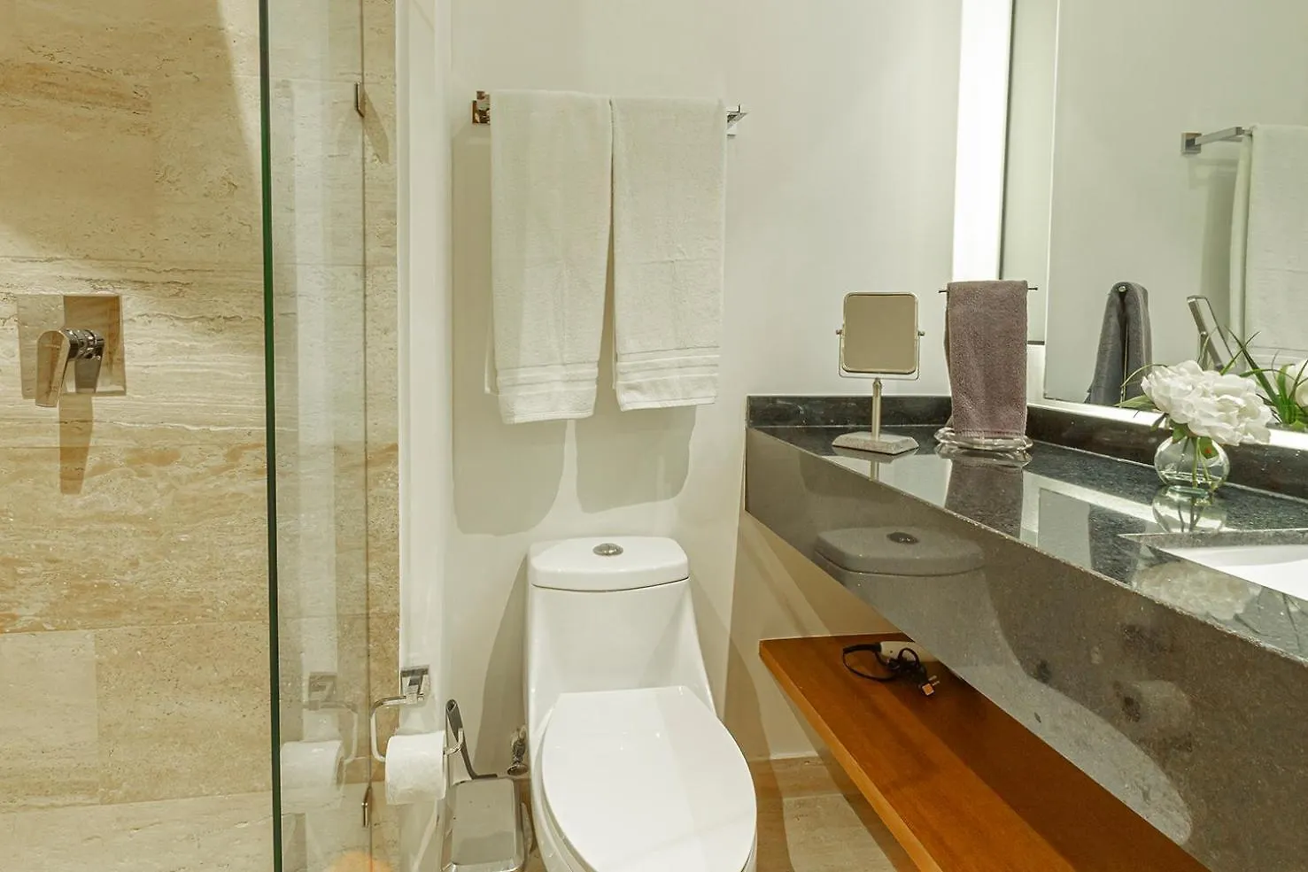 Great Location & Amazing Amenities Apartment Playa del Carmen